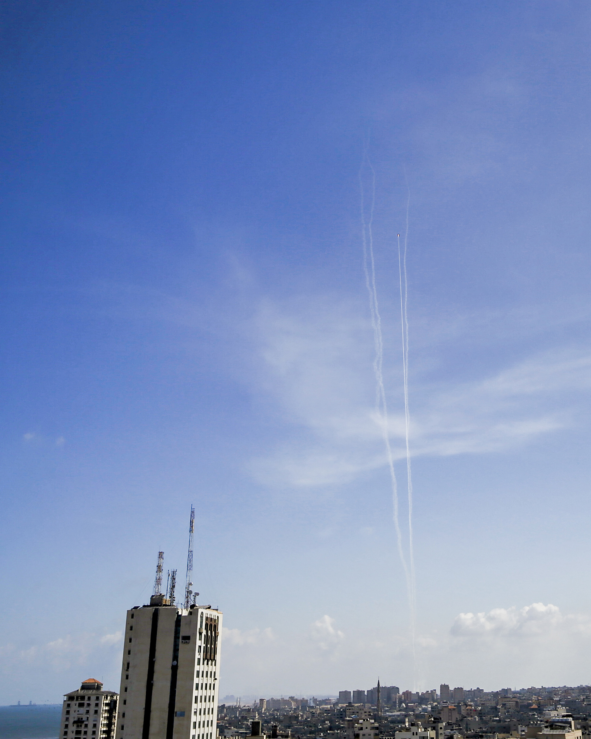 بزووتنەوەی حەماس هەشت مووشەک ئاراستەی دەریا دەکات